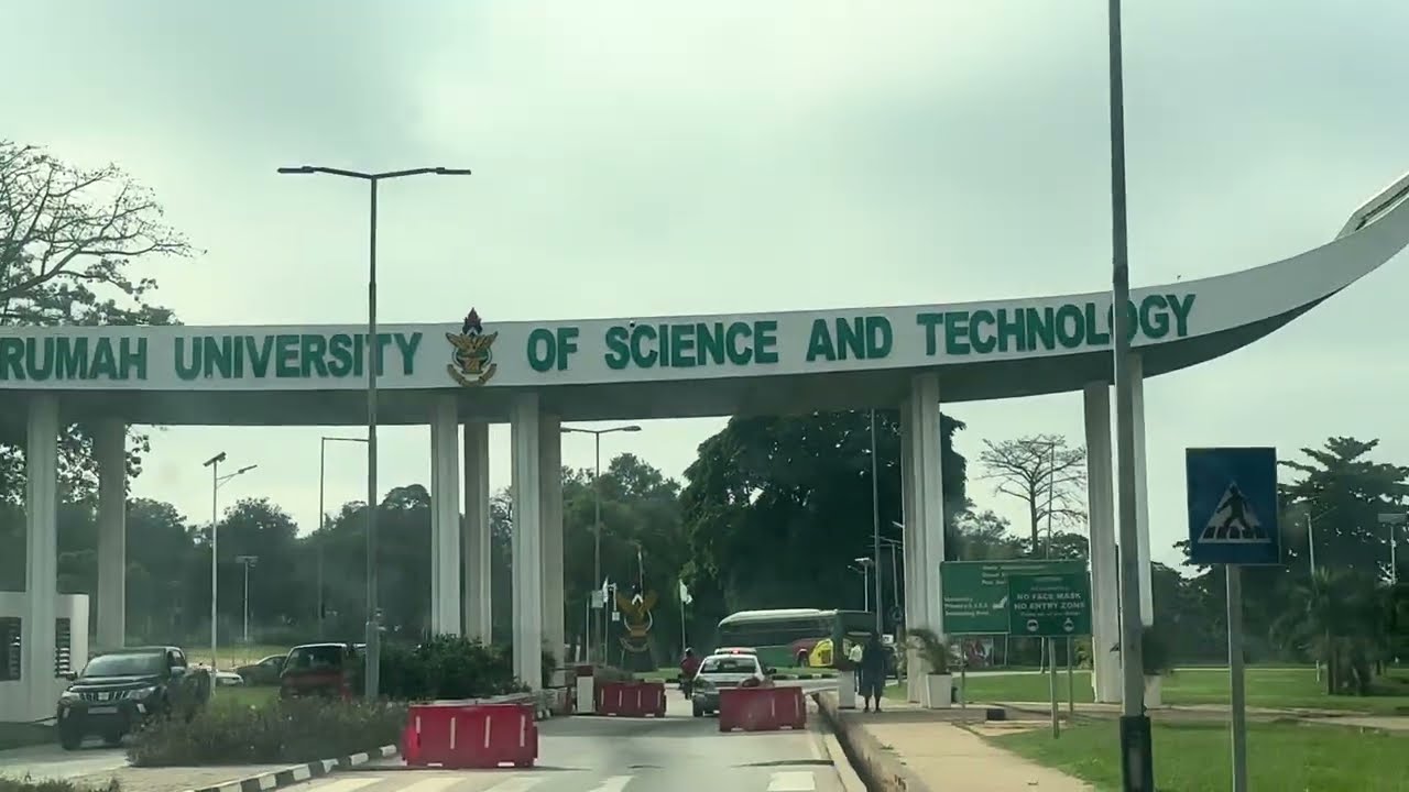 В прямом эфире @ УНИВЕРСИТЕТ КУАМИ КВАМЕ НКРУМА, КУМАСИ, ГАНА