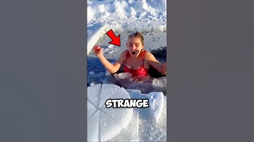 Snowflakes❄️ Under The MICROSCOPE 😱