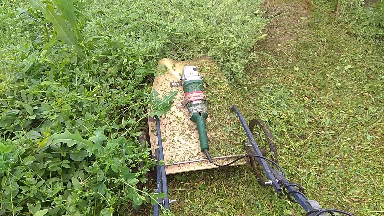 самодельная газонокосилка. газонокосилка из триммера. триммер своими руками видео как сделать. косилка из шуруповерта. триммер своими руками видео как сделать.