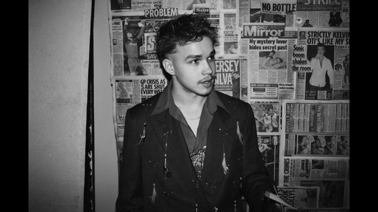 oliver malcolm - switched up (slowed.reverb.pitch)