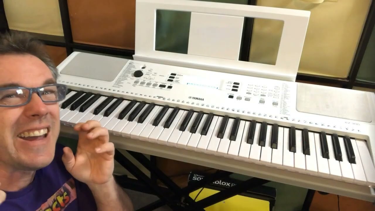 Yamaha EZ-300: Piano teacher with no teacher, synth with no synth