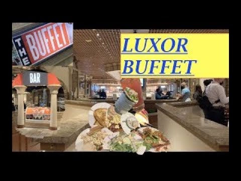 The waiter easily conned the casino out of its money!#film #plotlove #movie #shortvideo