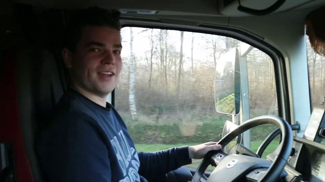 Bietencampagne| Marc vindt bieten rijden het mooiste wat er is - Bie de boer (59)