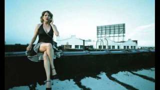 Video thumbnail of "Andrea Guerra ft. Sylvie Lewis - Memory Burns"