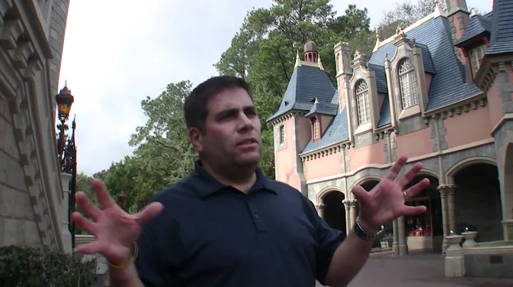 A Tour Around the Magic Kingdom with Lou Mongello!...