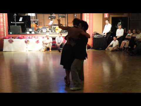 Rodrigo Fonti and Solange Chapperon - Dancing 2/3 nuevo, argentine Tango (2014-07-26 Tampere, FI)