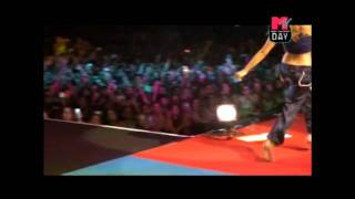 Shakira La Tortura Live Hd