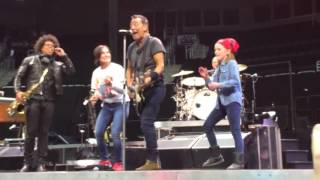 Video thumbnail of "mother daughter dancing in the dark with bruce springsteen Kansas city"