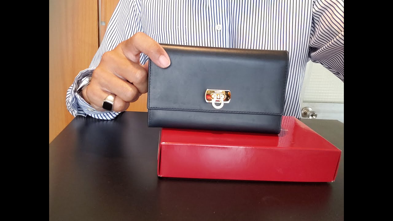 Ferragamo Classic Satchel Or Tote