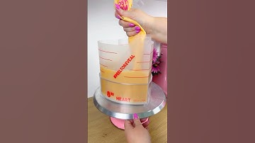 Heart Cakes have NEVER been easier to make thanks to Frost Form!! 😍 #cake