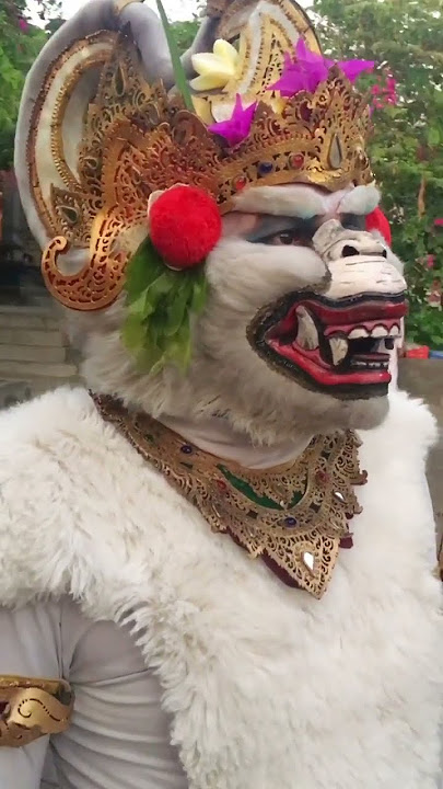 Ternyata begini suara asli Hanoman di Uluwatu๐
