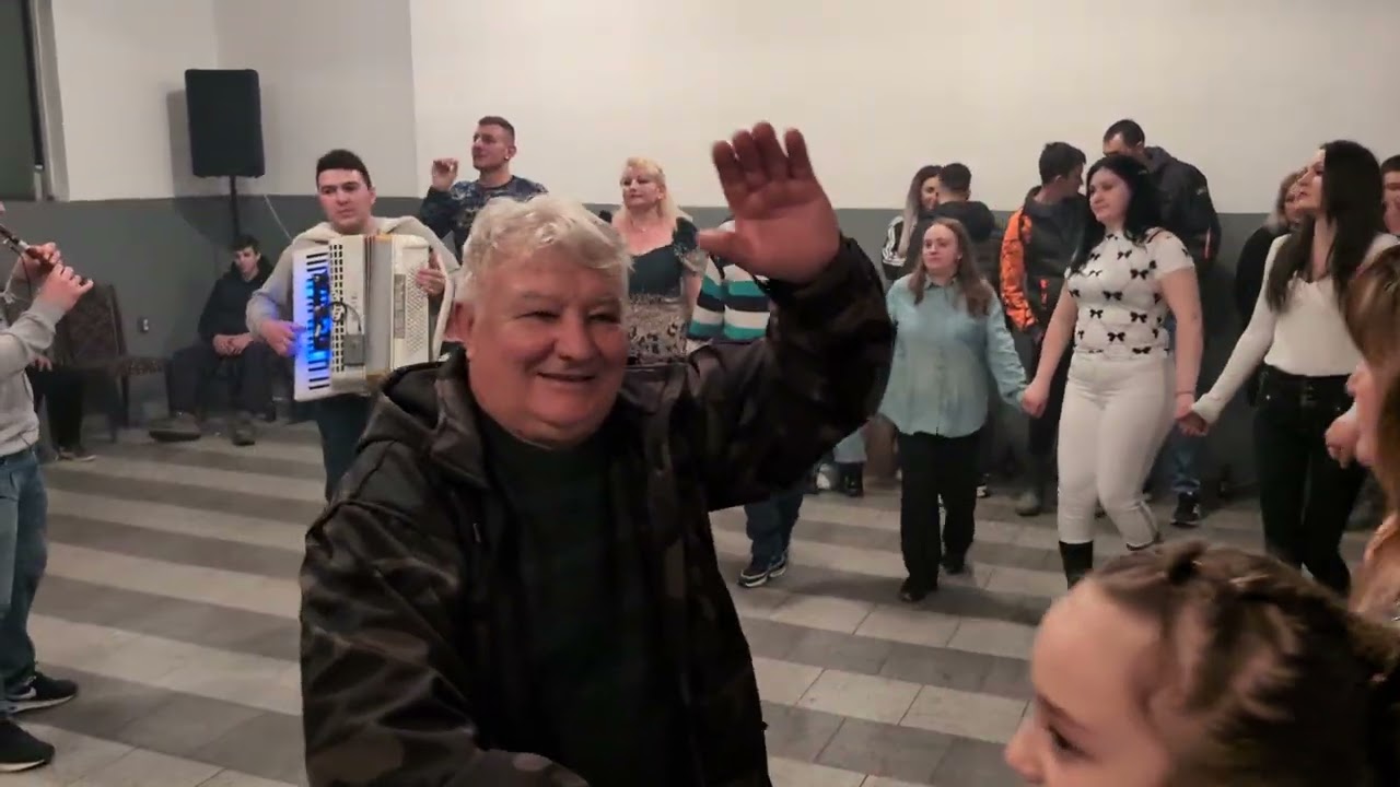 Igranka u selu Reka - Vlaško kolo na fruli