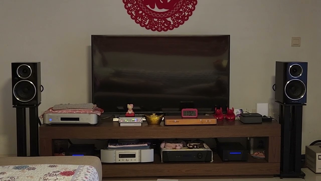 Wharfedale 225 (Better Be Home Soon, Andrea Zonn) 