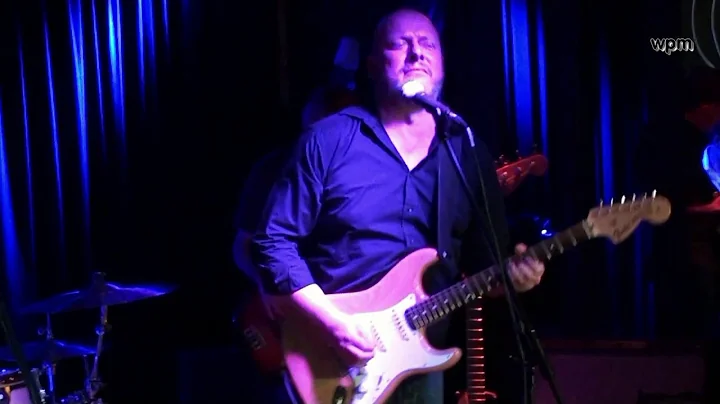 The band Dirty Five playing the song "Linda Lou" l...