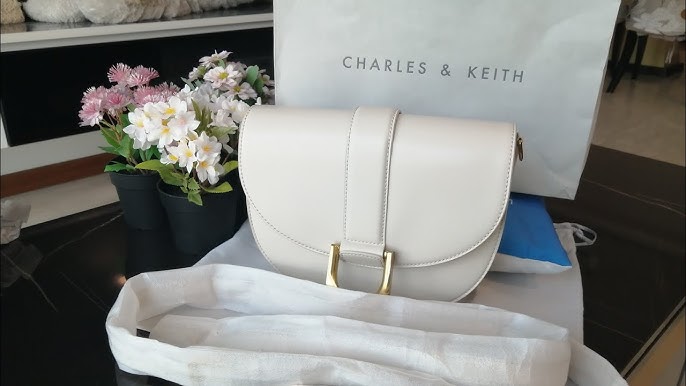 Charles & Keith Gabine Saddle Bag (Black) unboxing & review 