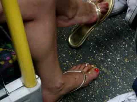 Foot Dangling On The Hammersmith & City Line