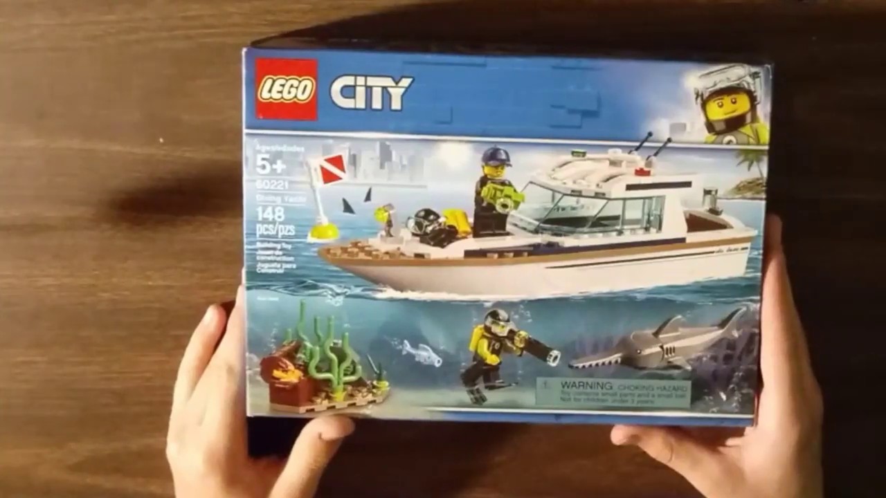 Diving Yacht Lego Set Review 60221 (Lego Short film Sets 