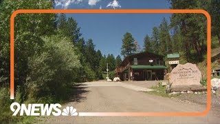 Colorado nudist resort holds fundraiser for firefighters who saved property