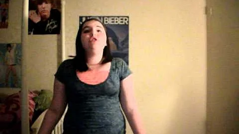 Danielle Maxwell singing Jolene