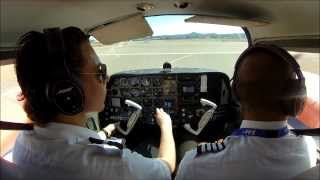 Multi engine Beech-76 Duchess (incl. full engine shut-down in flight)