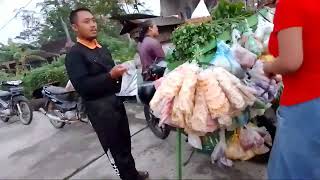 Keseruan Belanja Sayur Bersama Ibu Ibu