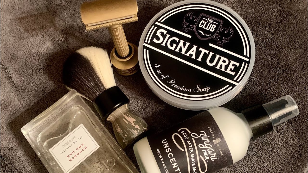 #90 The club signature w/ karve D plate