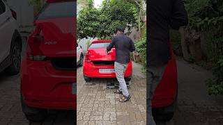3 different ways of opening the boot in Volkswagen cars