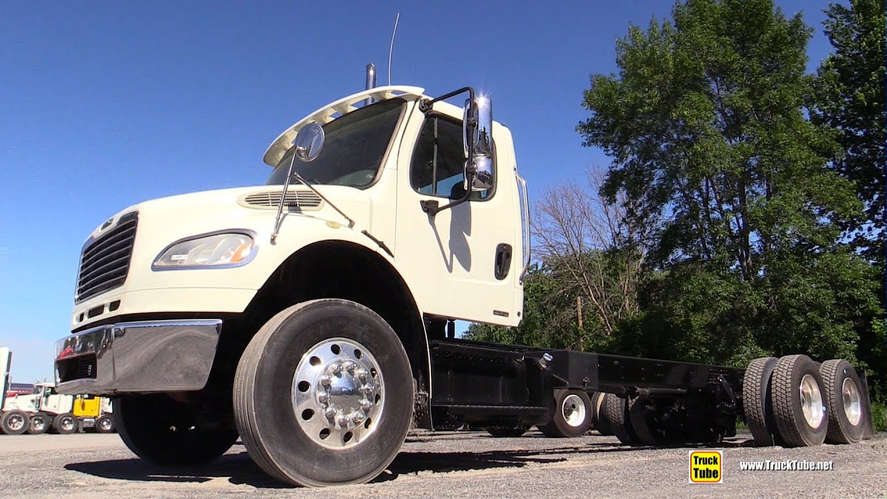 2012 Freightliner M2 106 Truck Walkaround Exterior Tour Centre Camion Gamache YouTube