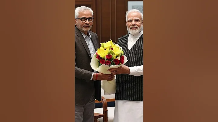 WORLD'S LARGEST OFFICE BUILDING #shorts @HIgloballens