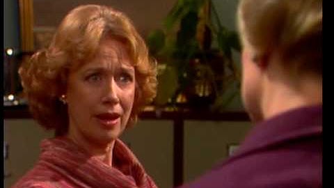 Queen Erica tells Clara a thing or two.....