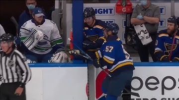Thatcher Demko Grabs David Perron