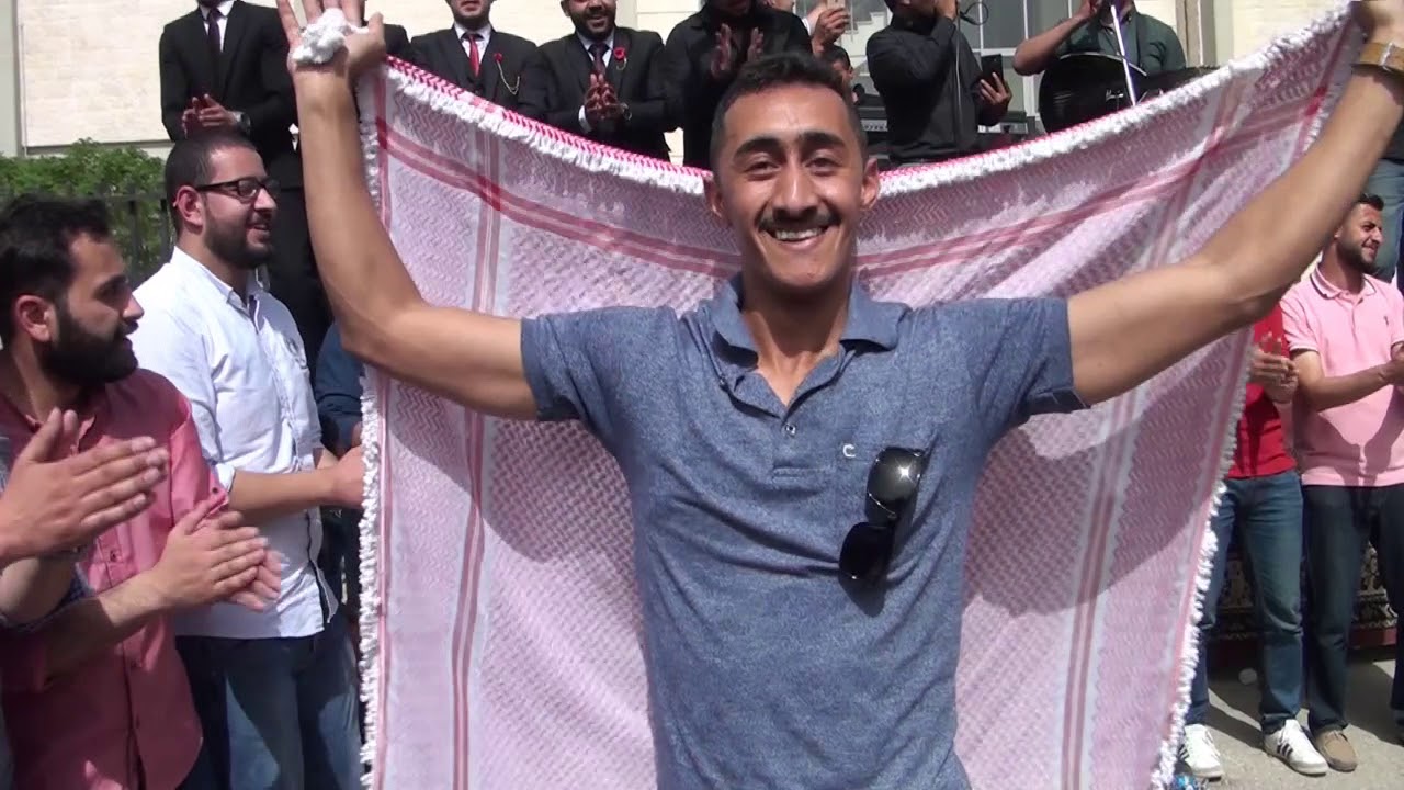 زفة شباب التمريض الجامعه الاردنيه الجزء 3