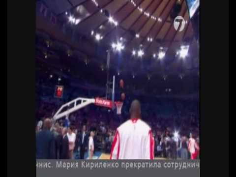 Tracy McGrady Three Pointer From The Bench Vs Knicks