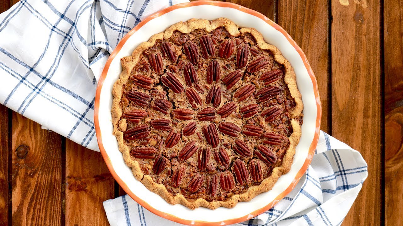 Gluten-Free Pecan Pie - Healthy Thanksgiving Dessert - It's Raining ...