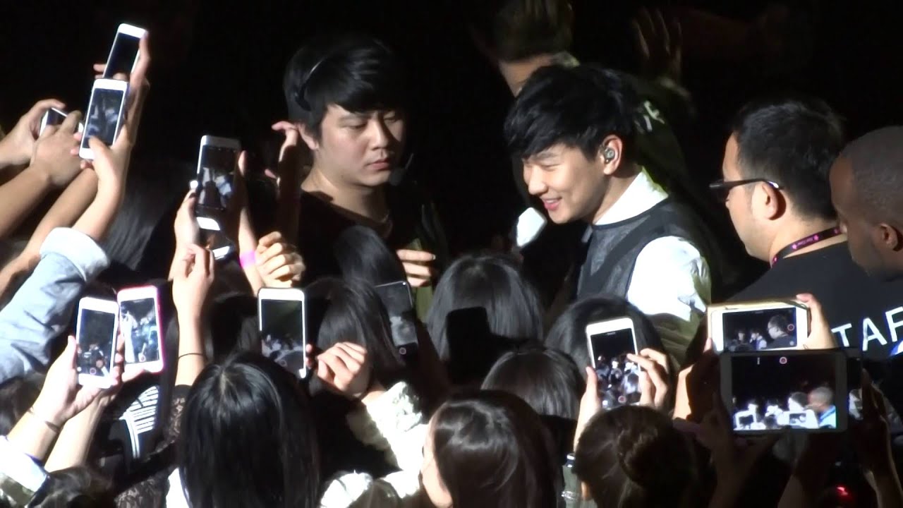 160221 - JJ Lin - 愛笑的眼睛 Smiling Eyes  @ Shrine Auditorium in LA- By Your Side