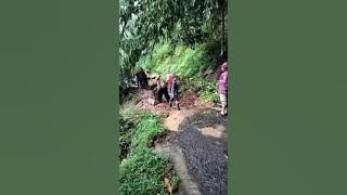 LONGSOR Jalan terusan Selaawi Talegong