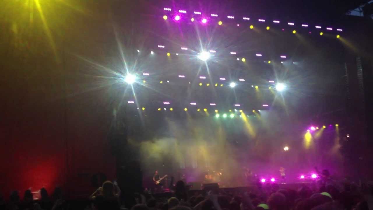 Paramore Part One - Reading Festival 2012