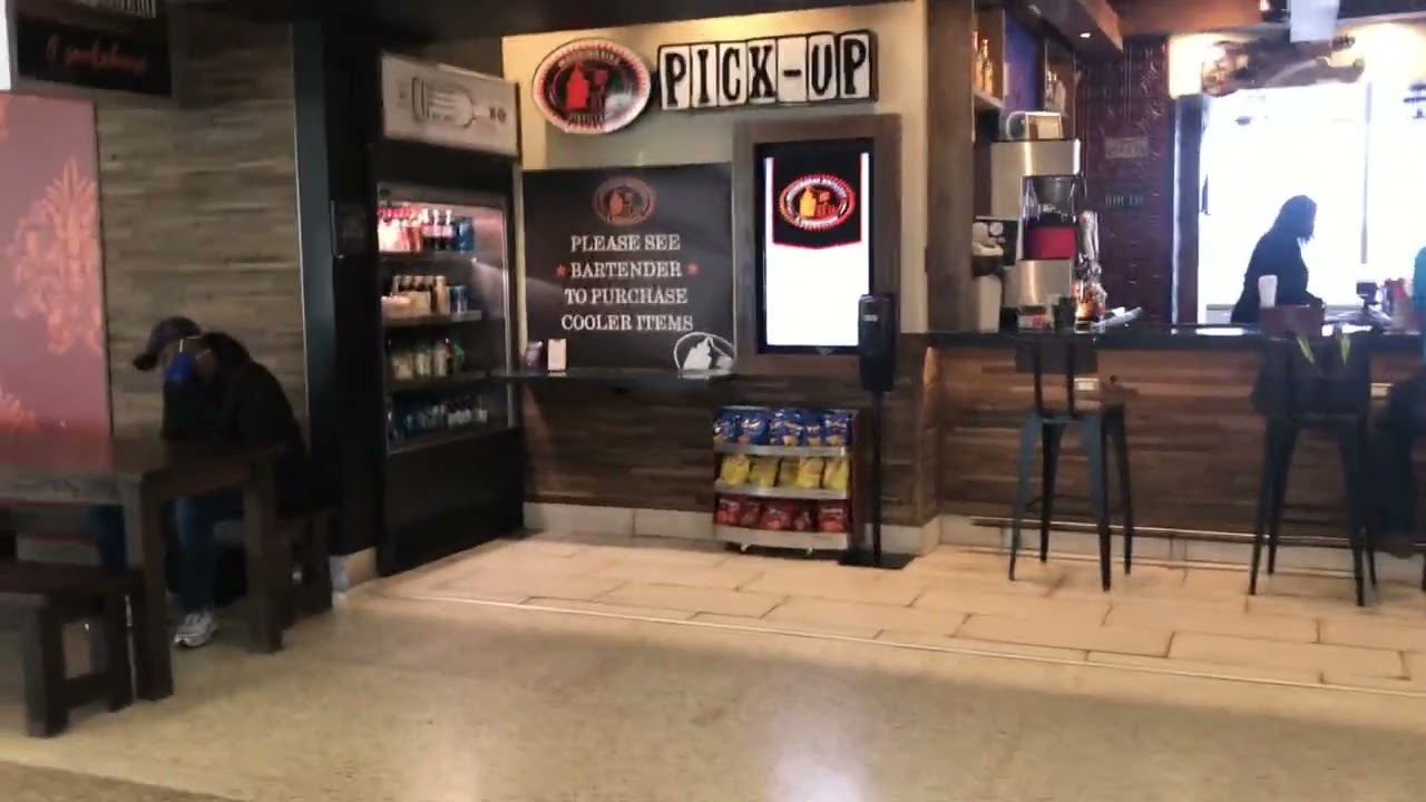 Travel day to Sarasota, FL: Touring Terminal A departure area