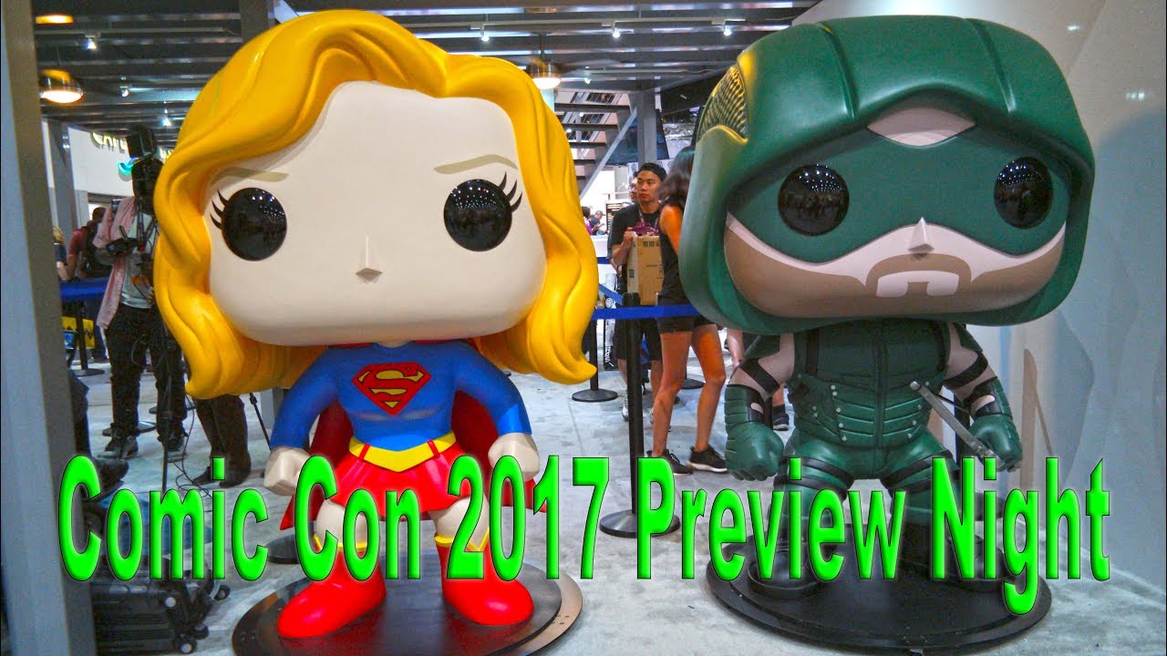 Inside the Star Wars Booth! Comic Con Preview Night Highlights July 19, 2017