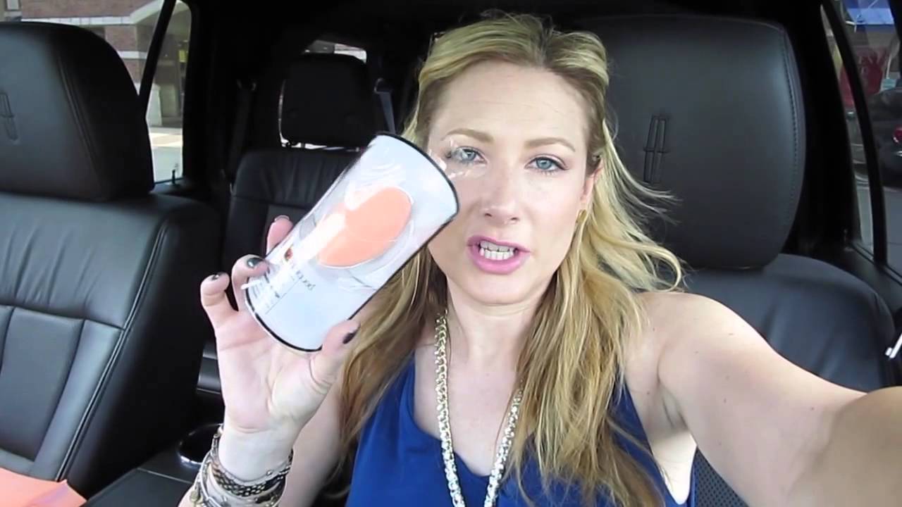 colleen 9 face oil rothschild Wednesday YouTube 17   Vlog Weekly