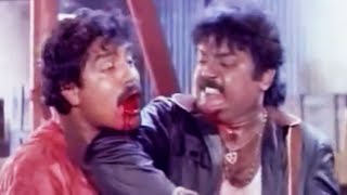 Rajadurai - Vijaykanth in double role lets watch his action pact climax scene to save his father