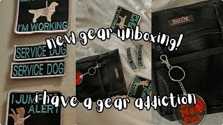 New Gear unboxing! *patches and treat pouch*
