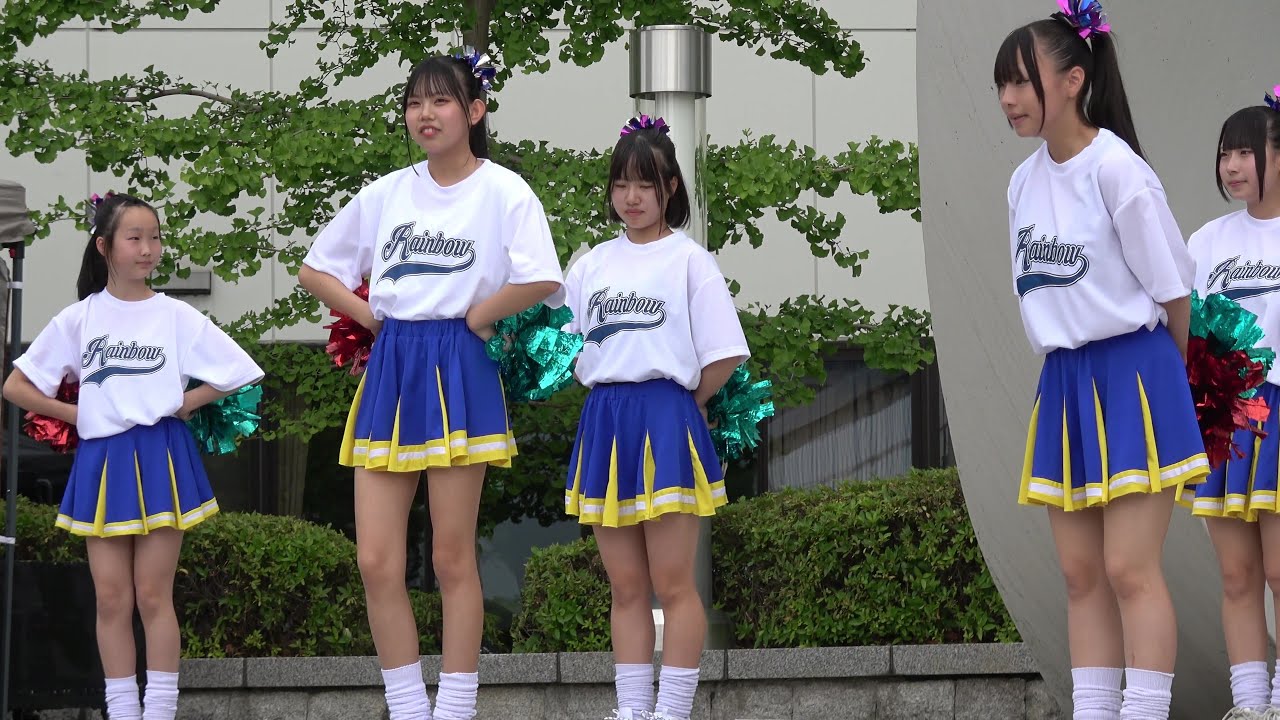 女子中学生のかわいいチア① [4K] - YouTube