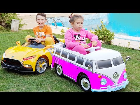 ALİ ADRİANA'YA SÜRPRİZ OTOBÜS ALDI Little girl Ride on the Power wheels Pink Bus for Kids