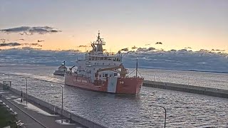 CGC Mackinaw arrived in Duluth 11/01/2021