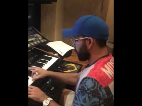 حسام كامل الموزع الموسيقي 