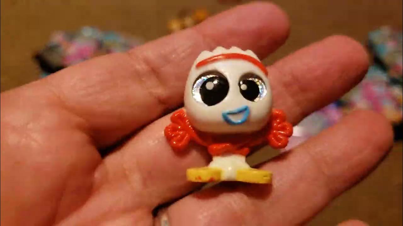 Disney Doorables Dollar Tree blind bags opening!!! YouTube