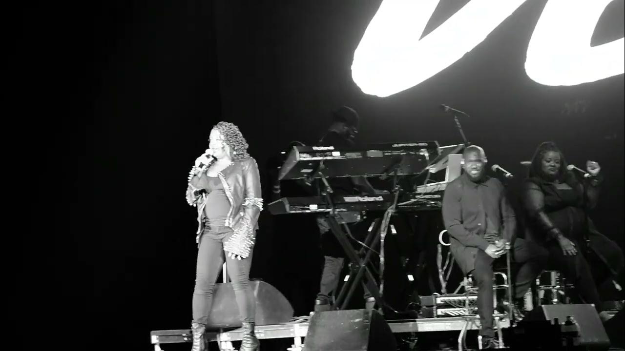 Ledisi All the Way (Love me) Soul II Soul Tour Live in Concert Atlanta