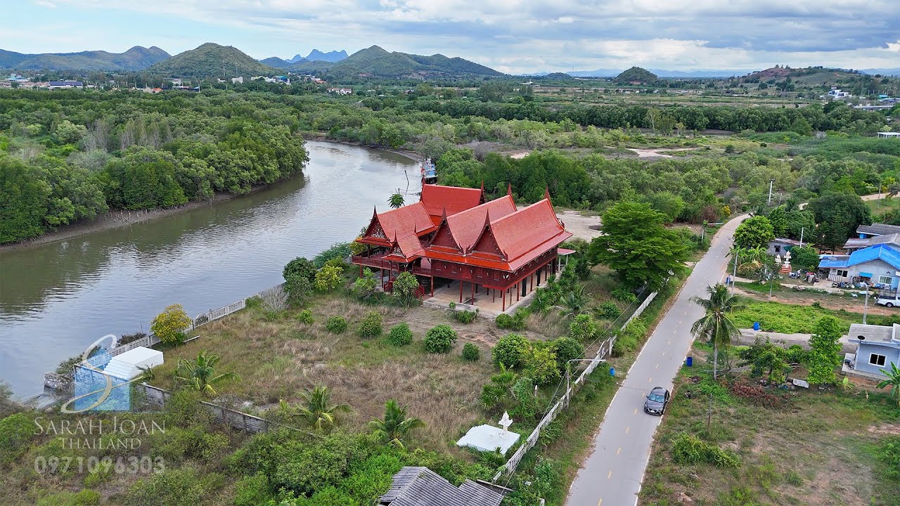 Unique Traditional Thai House by the Pranburi River - Urgent Sale!!