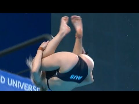 Хошайымның видеосын ренжітті Аяғыңызды басыңыздың артына қойыңыз порно